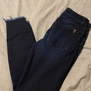 Joe’s Jeans size 26 skinny